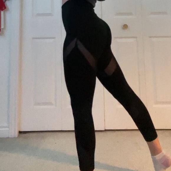 Aerie Mesh Leggings - Picture 2 of 5